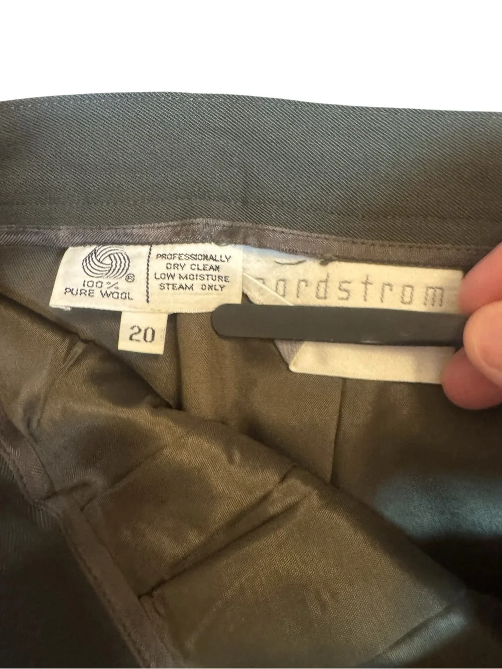 Nordstrom Town Square 100% Wool Pencil Skirt Olive Green NWOT Size 20